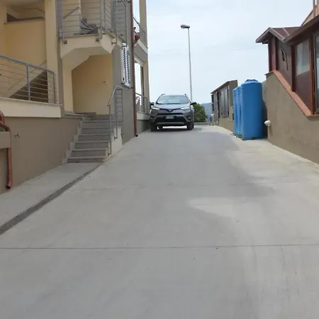 Su Due Piani Con Vista Mare Apartment