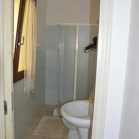 Su Due Piani Con Vista Mare Apartamento Castelsardo