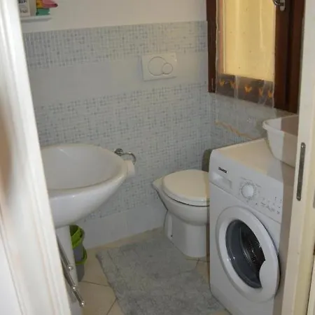 Su Due Piani Con Vista Mare Apartamento