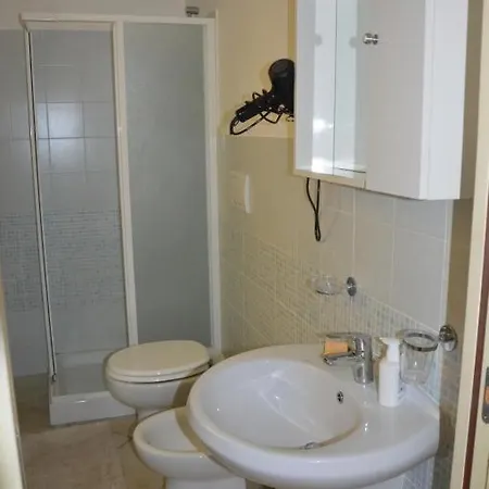 Apartamento Su Due Piani Con Vista Mare Castelsardo