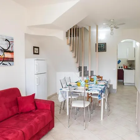 Su Due Piani Con Vista Mare *